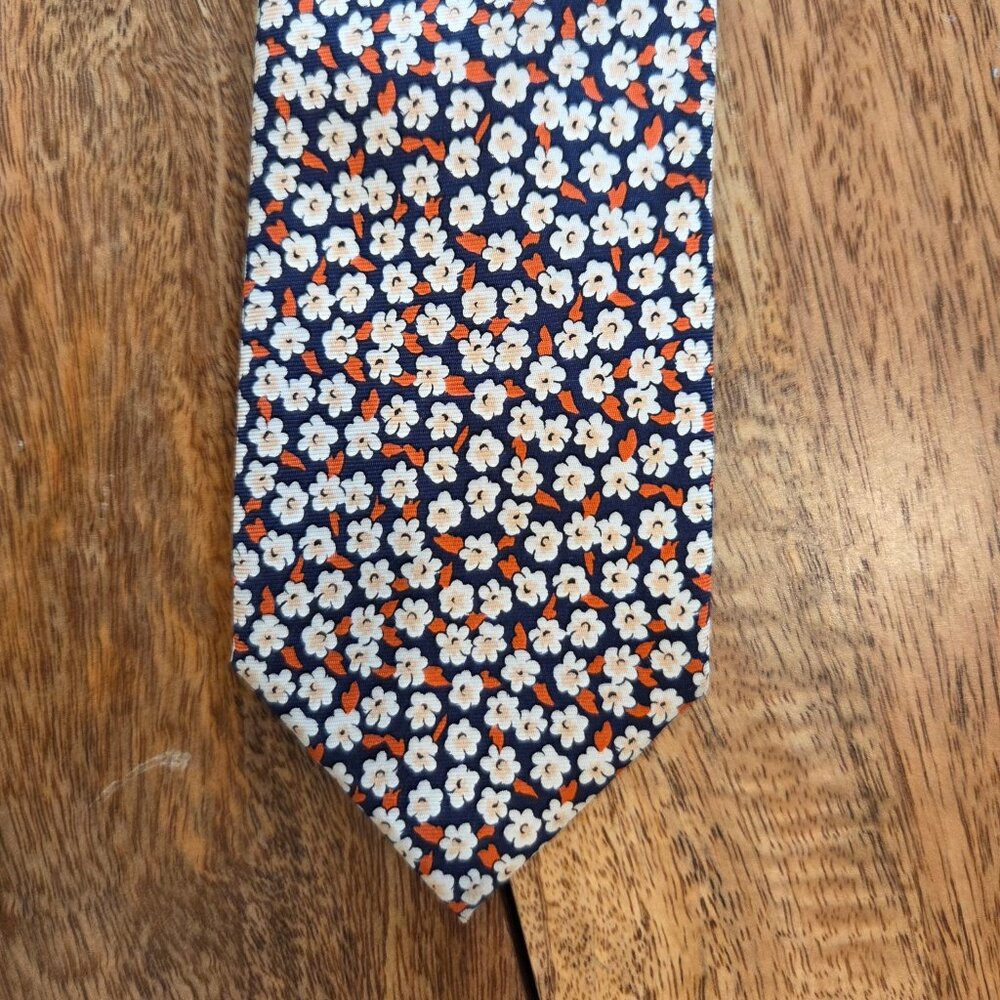 Banana Republic White Floral Silk Skinny Tie (2.5")